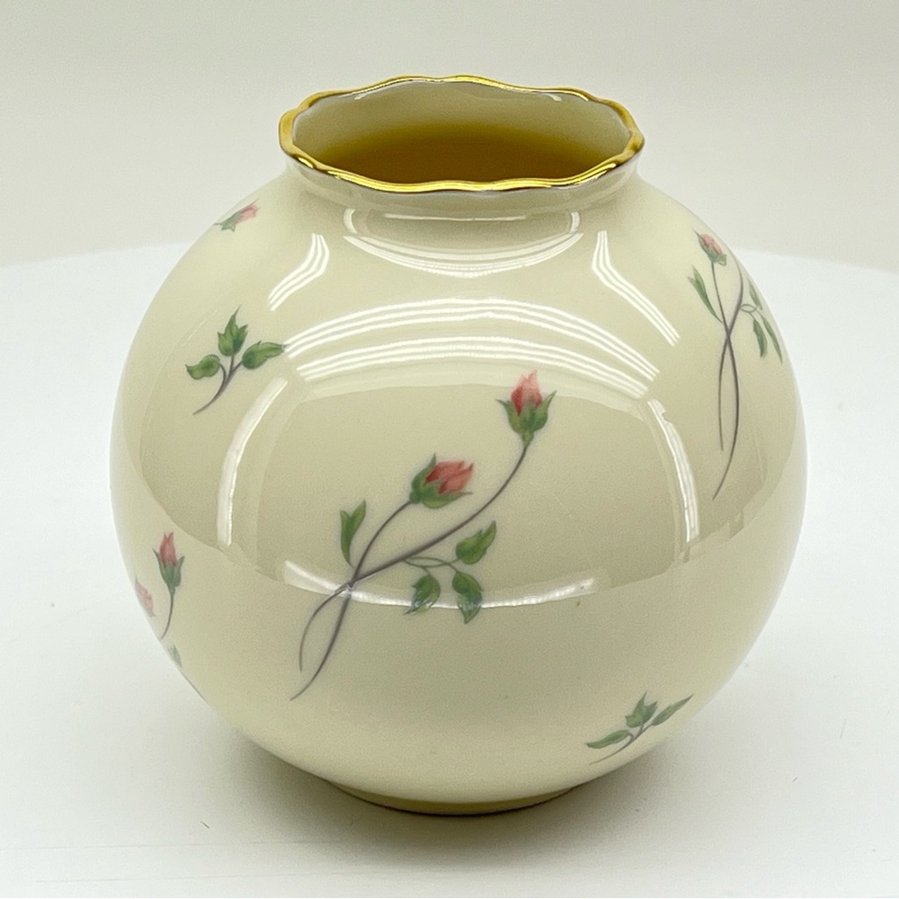Lenox Rose Manor Vase Ceramic 24K Gold Trim Hand Painted Globe Round Cottage
